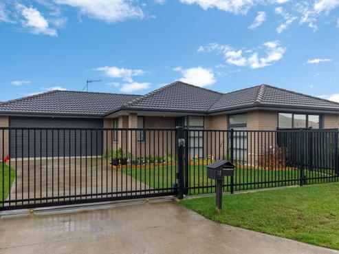 12 Astor Avenue, Dinsdale