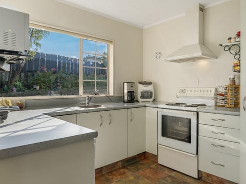 1B Sinton Row, Nukuhau