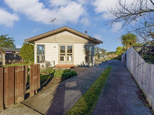 97 Dunns Avenue, The Pines Beach