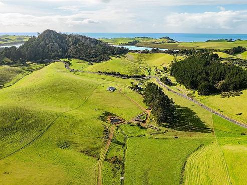 533 Pataua South Road, Pataua