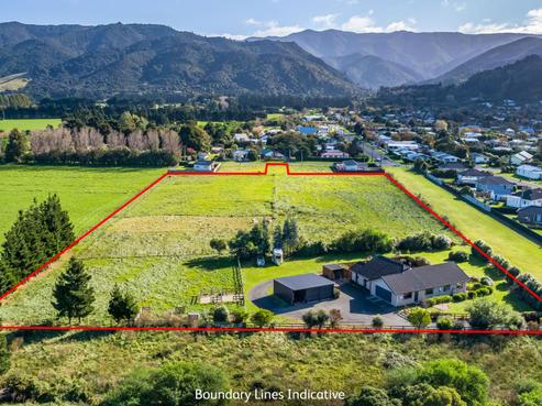 62 Woodward Street East, Featherston