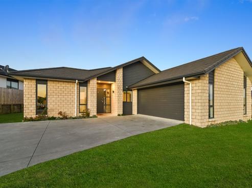 13 Waireka Road, Rototuna North