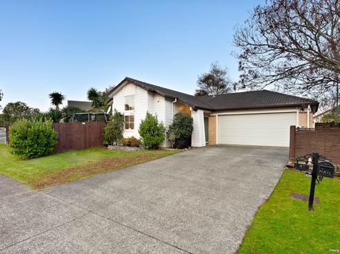 97 Riverton Drive, Randwick Park