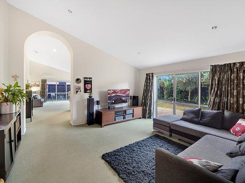 10 Primula Place, Waimairi Beach