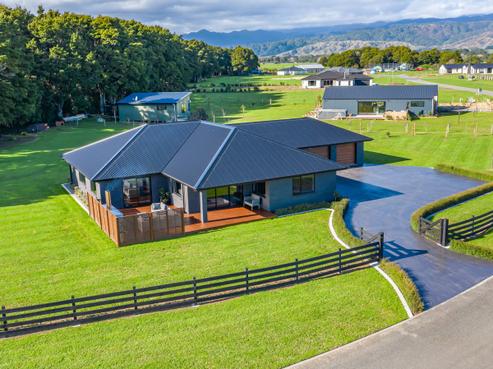 30 Ohau Gravels Way, Ohau