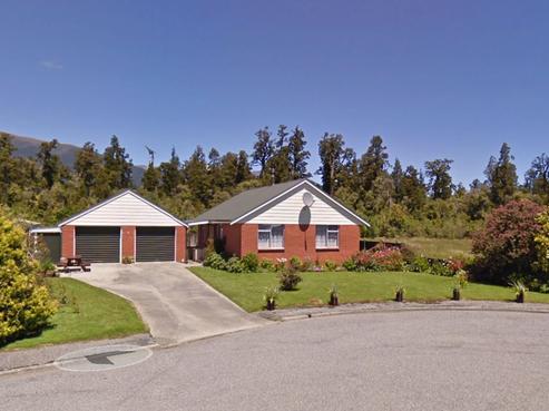 8 Opuka Place, Haast