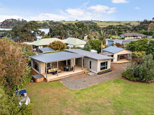 446 Matakawau Road, Awhitu