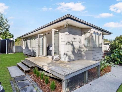 3/1 Griffiths Place, Te Atatu South