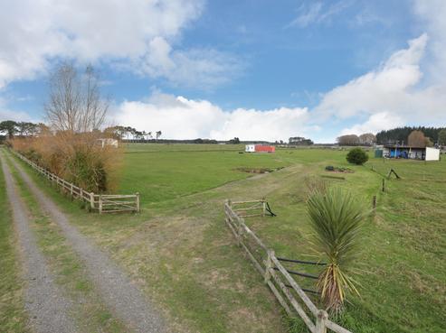 1105B Santoft Road, Bulls