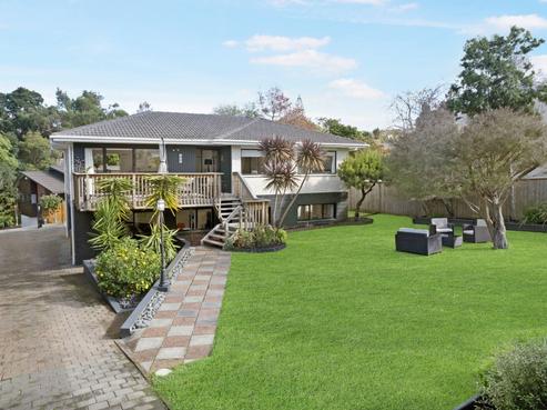 2/87 Beach Road, Mellons Bay