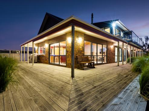 957 Main North Road, Onaero