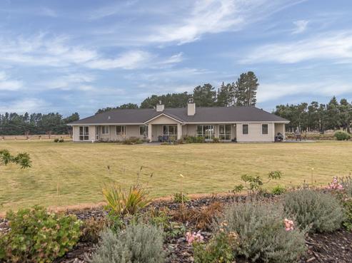 20 Mcintoshs Road, Fernside