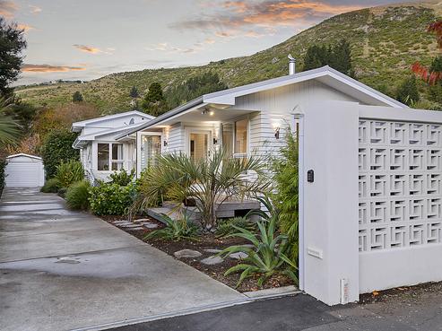 53 Whitfield Street, Sumner