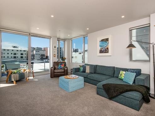 402/19 College Street, Te Aro