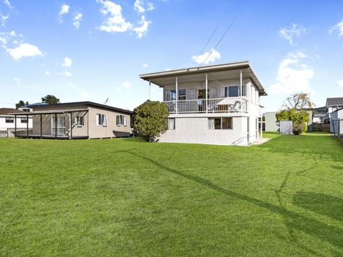321 Barrowclough Road, Whangamata