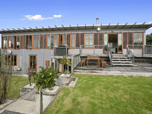 66 Koutunui Road, Athenree