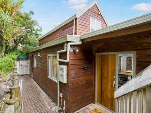 10/68 Woodlands Crescent, Browns Bay