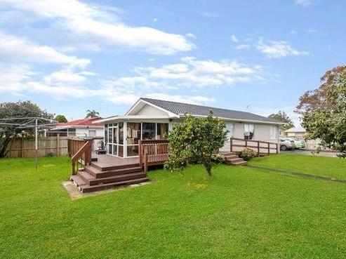 138 Mahia Road, Wattle Downs