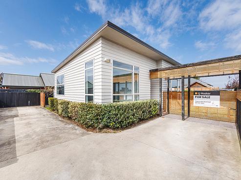10 Hereford Street, West End