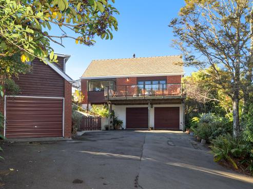 28 Centennial Avenue, Helensburgh