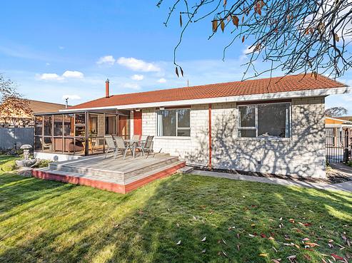 29 Gibson Drive, Hornby