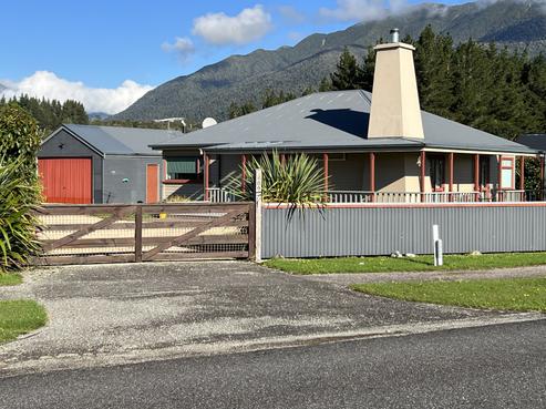 109 Cashmere Bay Road, Moana / Lake Brunner