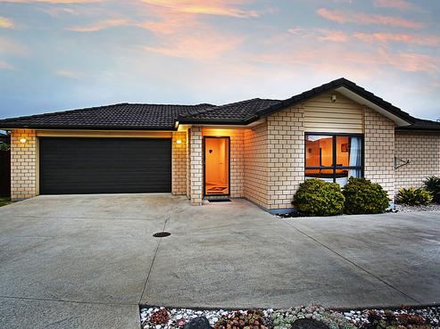 17 Magnolia Drive, Waiuku