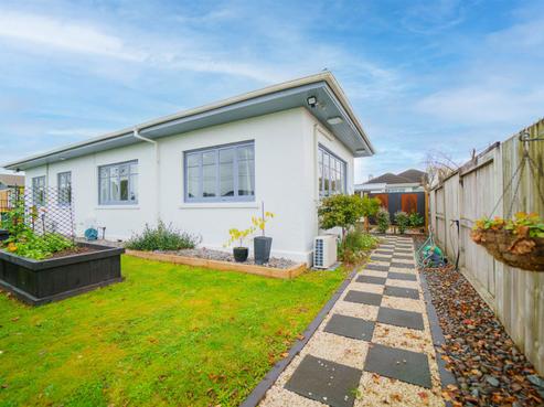 21 Steele Road, Forest Lake
