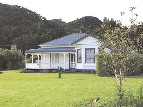 129 Peria Road, Peria