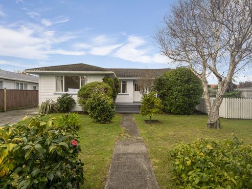 27 Winton Street, Paraparaumu Beach