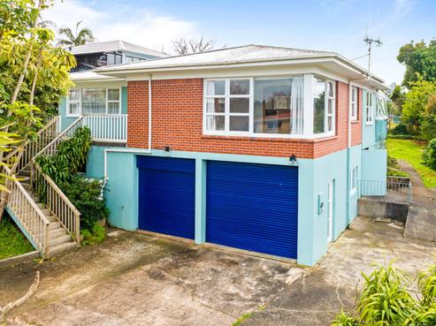 9 Oakland Avenue, Woodhill