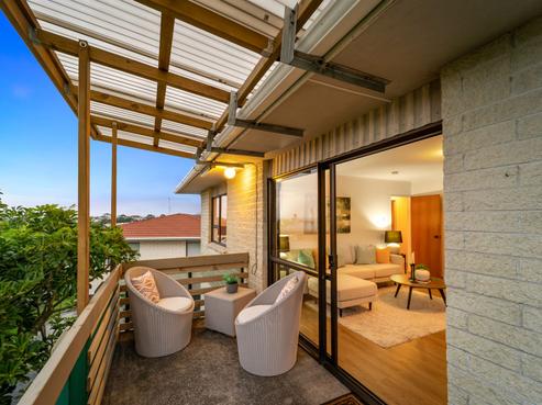 1/33 Deep Creek Road, Waiake
