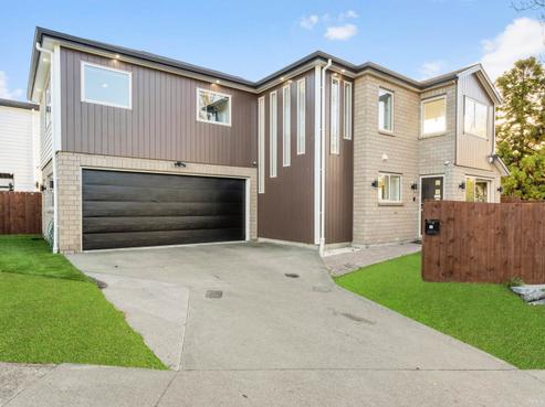27 Commodore Drive, Lynfield