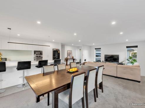 4 Seventh View Avenue, Beachlands
