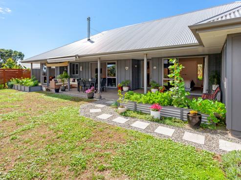 30 Navigation Drive, Cooks Beach