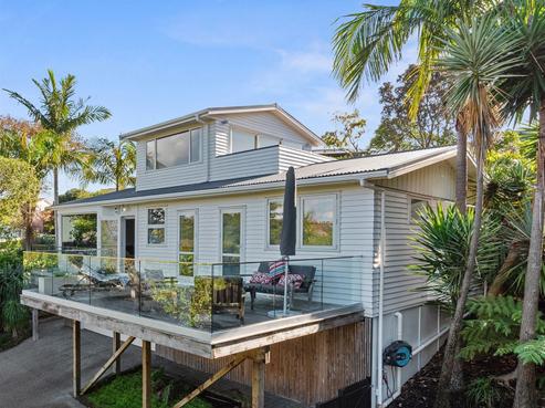958 Beach Road, Torbay