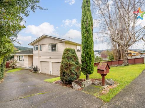 15 Zeala Grove, Stokes Valley