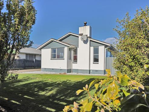 411 Centre Street, Rockdale
