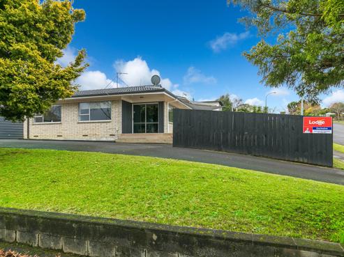 42A Alison Street, Hamilton Lake