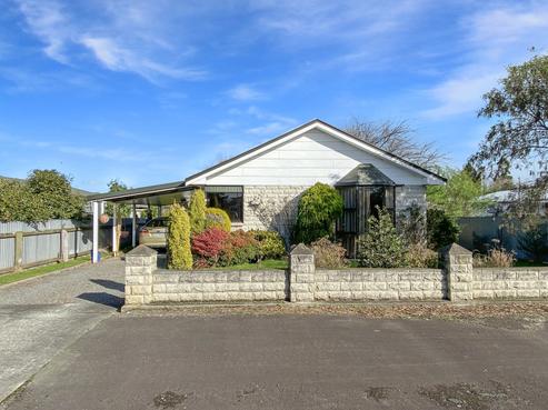 40 Alma Street, Dannevirke