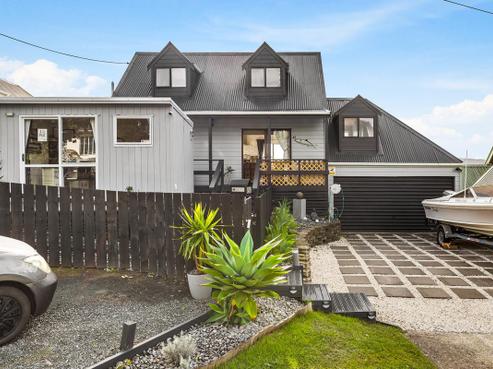 47 Hillcrest Road, Hatfields Beach