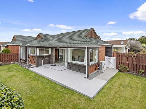 1/70 Veitches Road, Casebrook