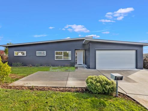 1 Titi Lane, Silverdale