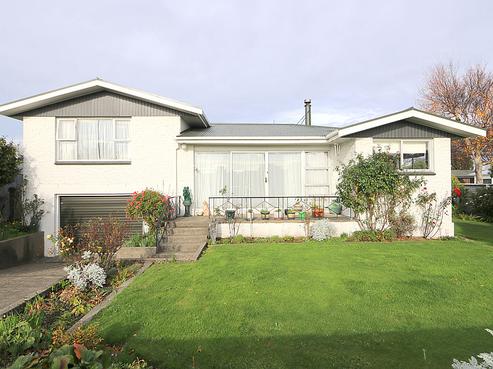 693 Tay Street, Hawthorndale