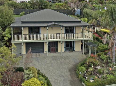 73 Washbourn Drive, Richmond
