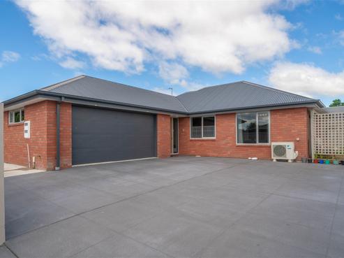 2 Mimosa Lane, Yaldhurst