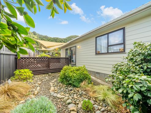 57 Hartford Crescent, Totara Park