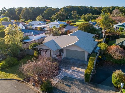 12 Stagg Place, Brightwater