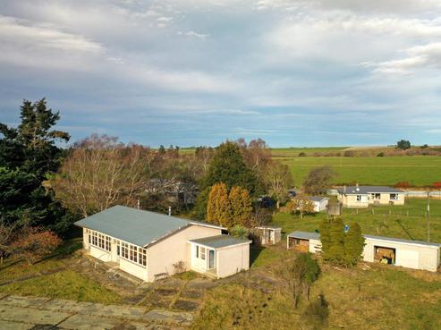 918 Makikihi Hunter Road, Hunter