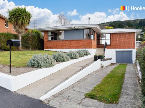 101 Centennial Avenue, Helensburgh